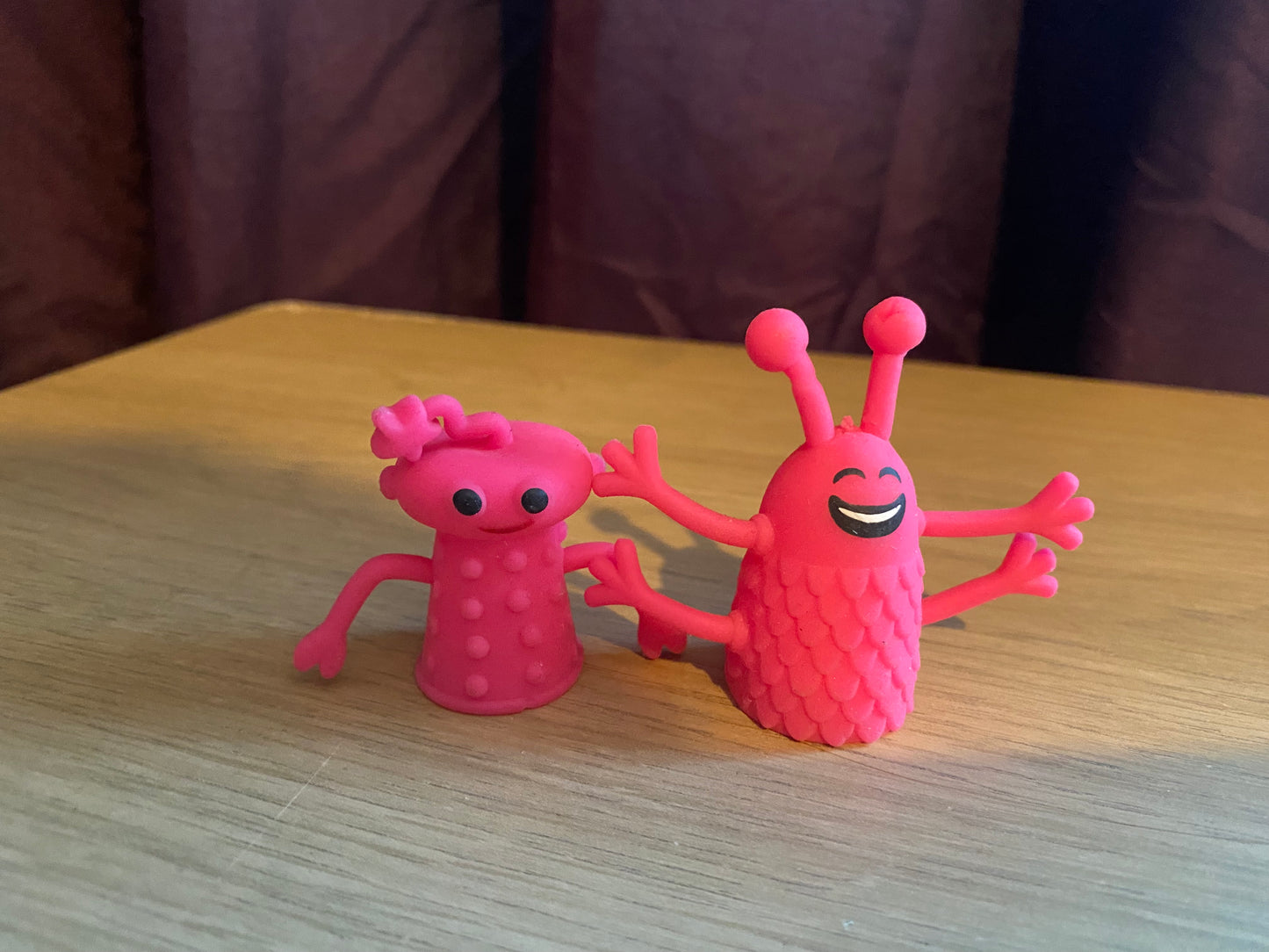 Stretchy Finger Monsters