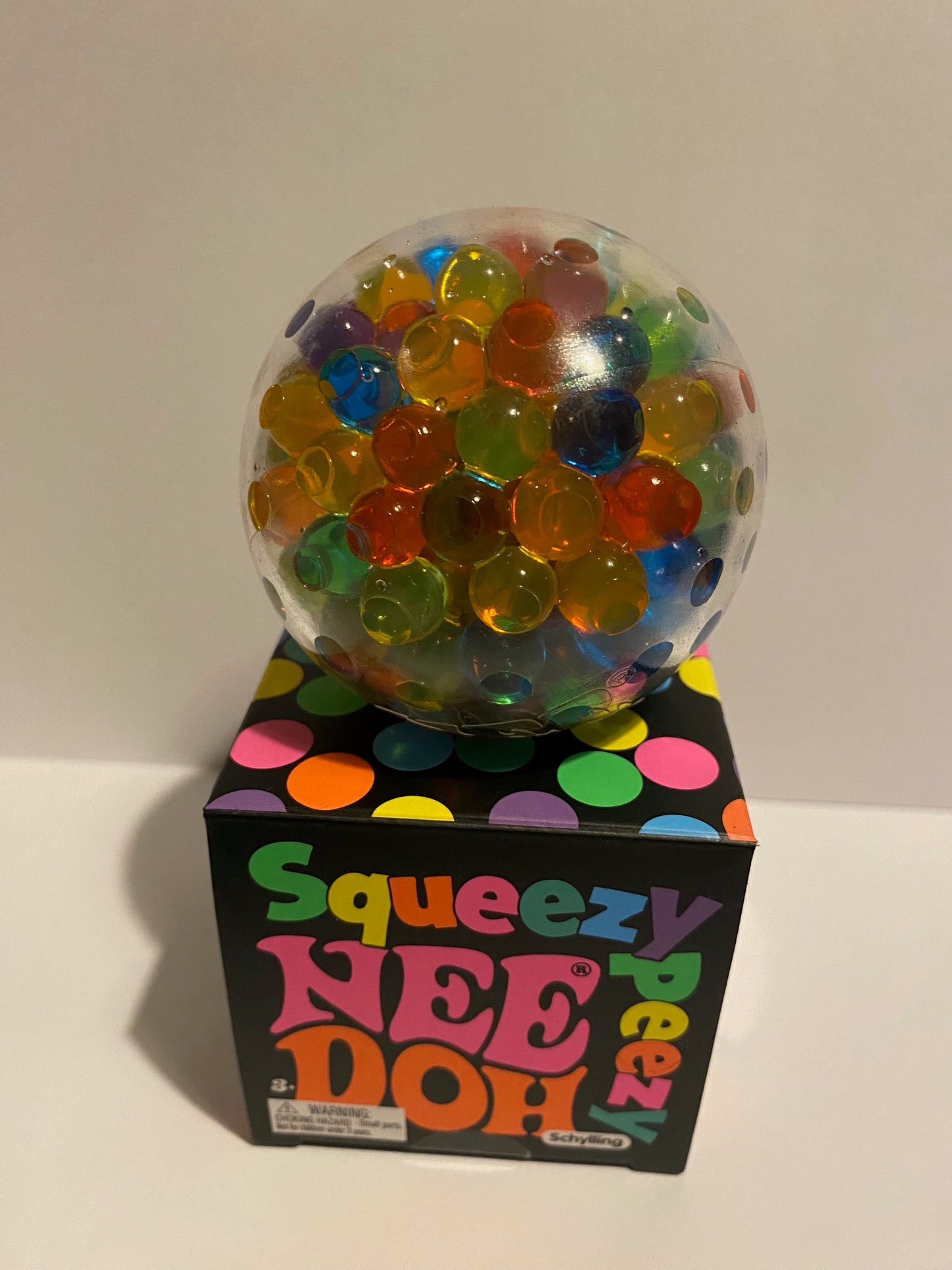 NeeDoh Squeezy Peezy